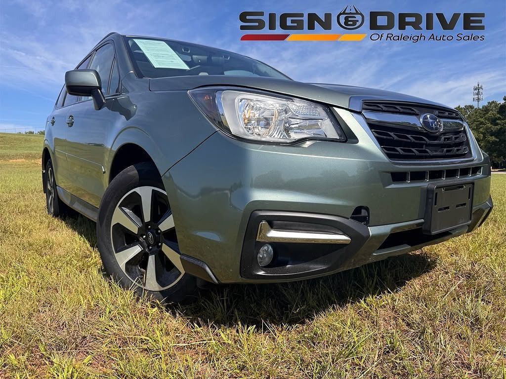 2018 SUBARU Forester