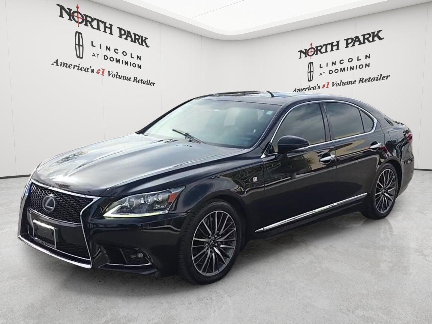 2013 LEXUS LS