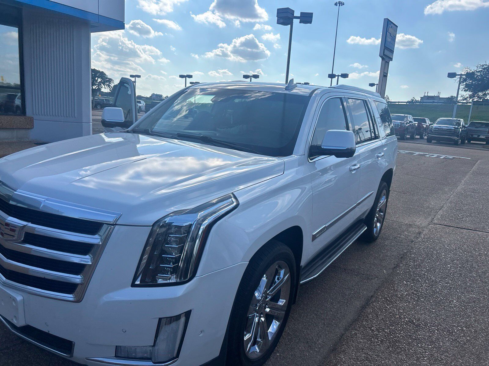 2019 CADILLAC Escalade