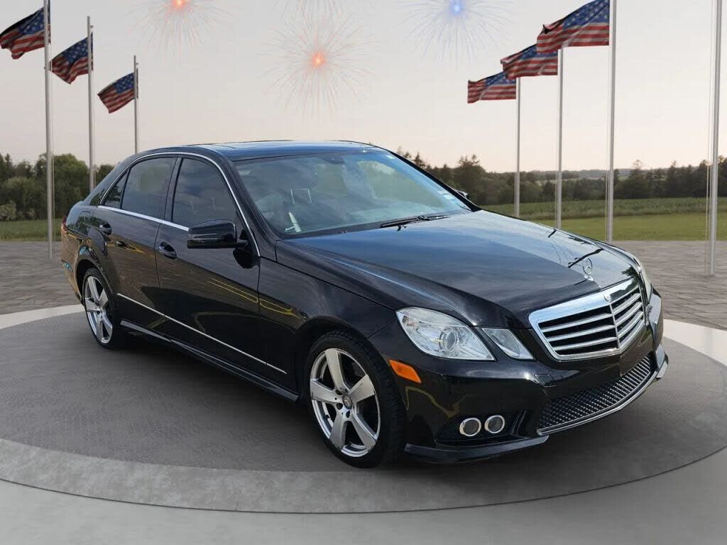 2010 MERCEDES-BENZ E-Class