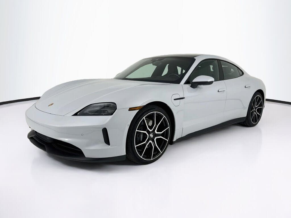 2025 PORSCHE Taycan