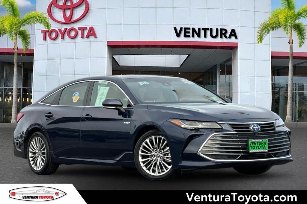 2019 TOYOTA Avalon