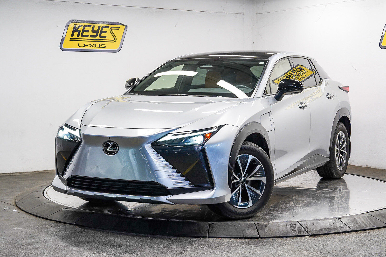 2025 LEXUS RZ