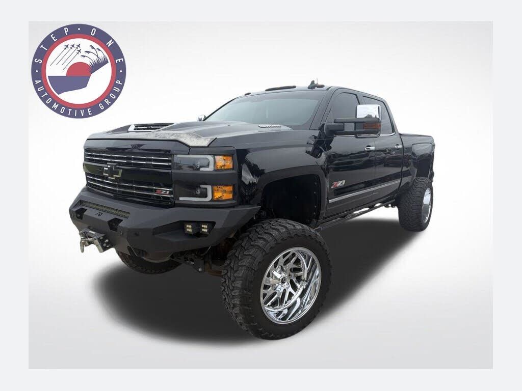2017 CHEVROLET Silverado