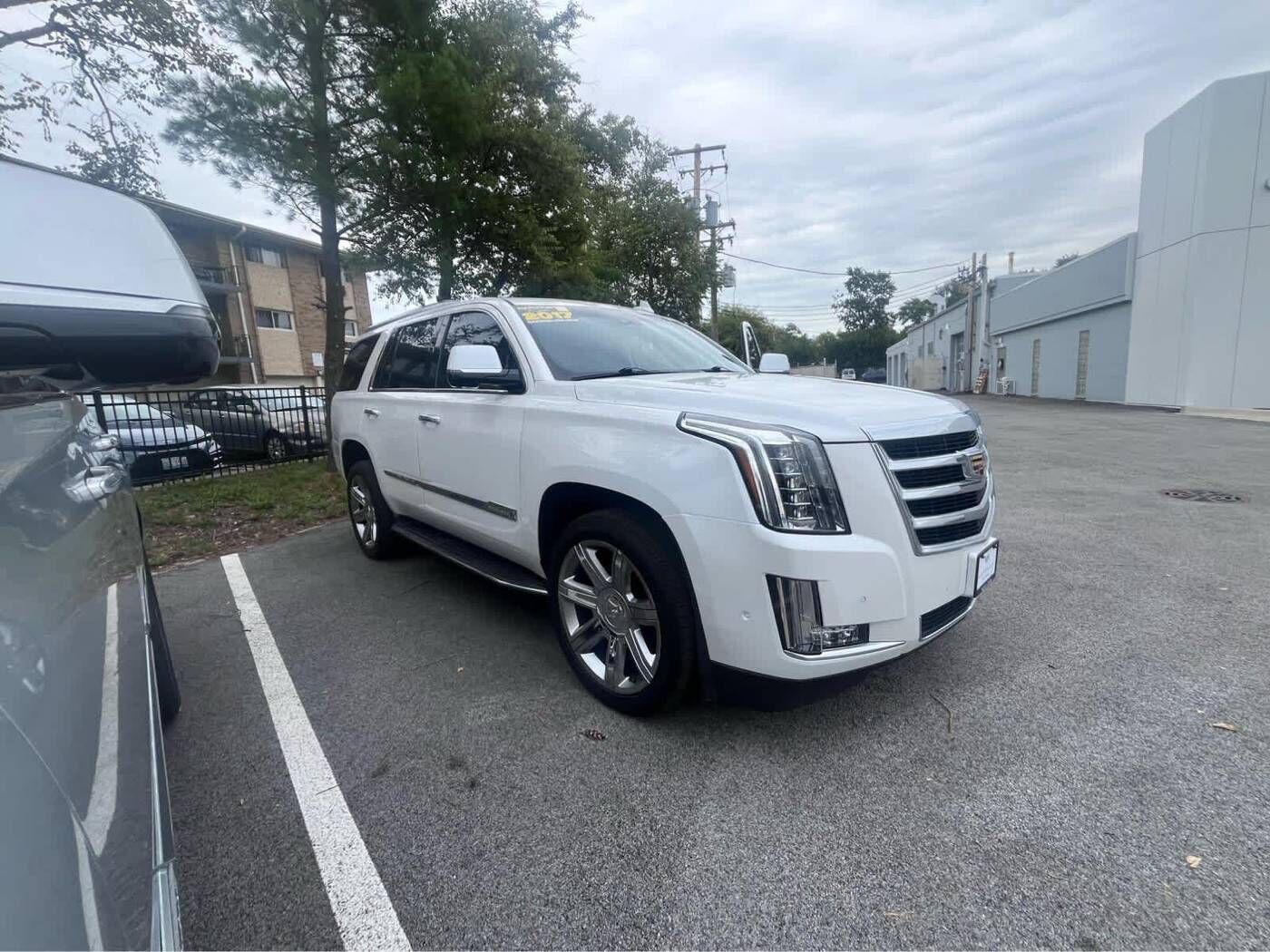 2017 CADILLAC Escalade