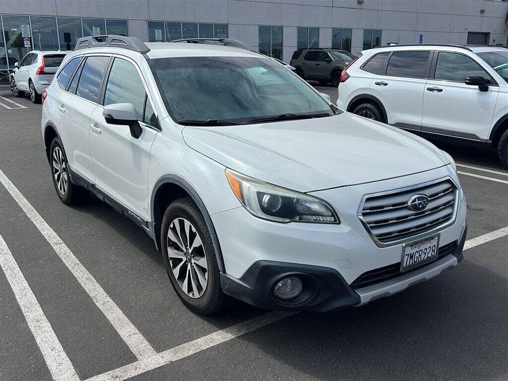 2015 SUBARU Outback