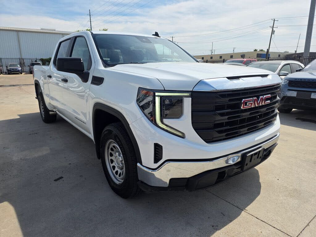 2023 GMC Sierra