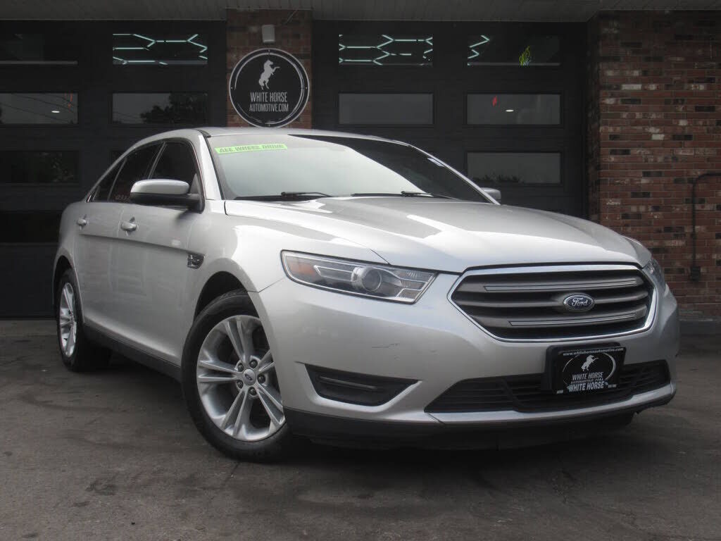2018 FORD Taurus