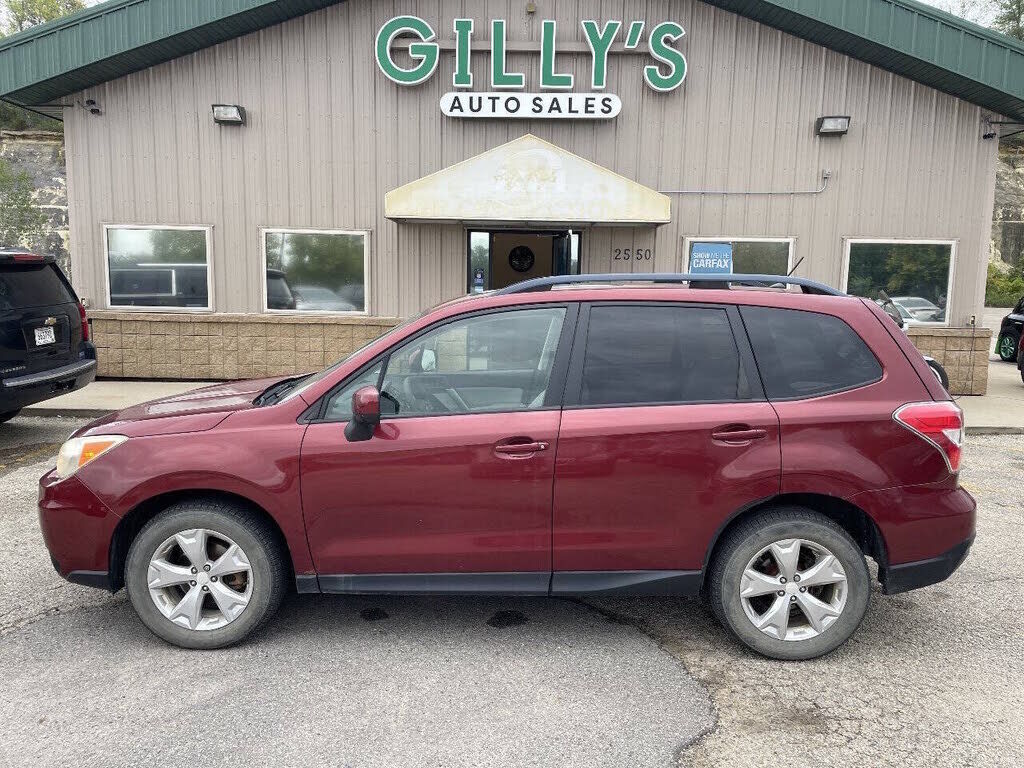 2014 SUBARU Forester