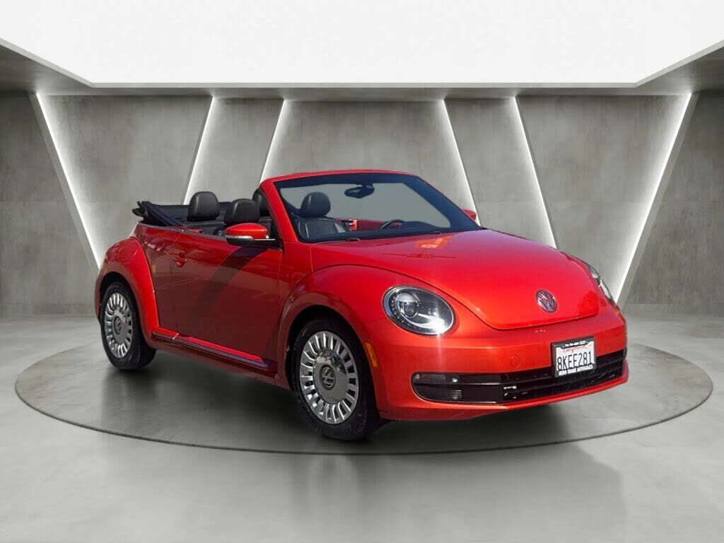 2016 VOLKSWAGEN Beetle