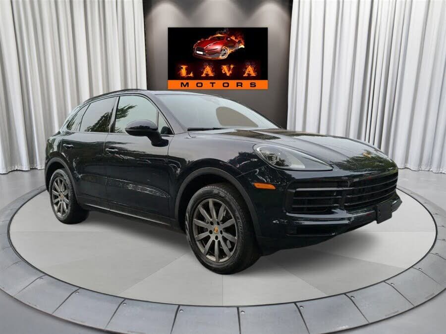 2019 PORSCHE Cayenne