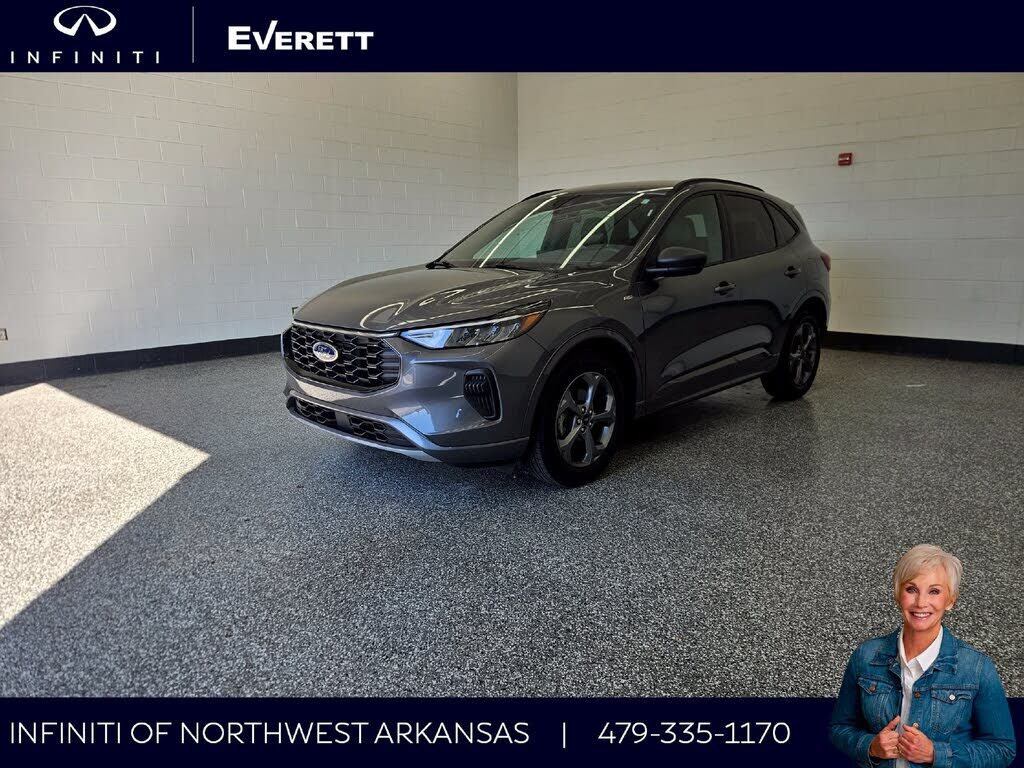 2024 FORD Escape