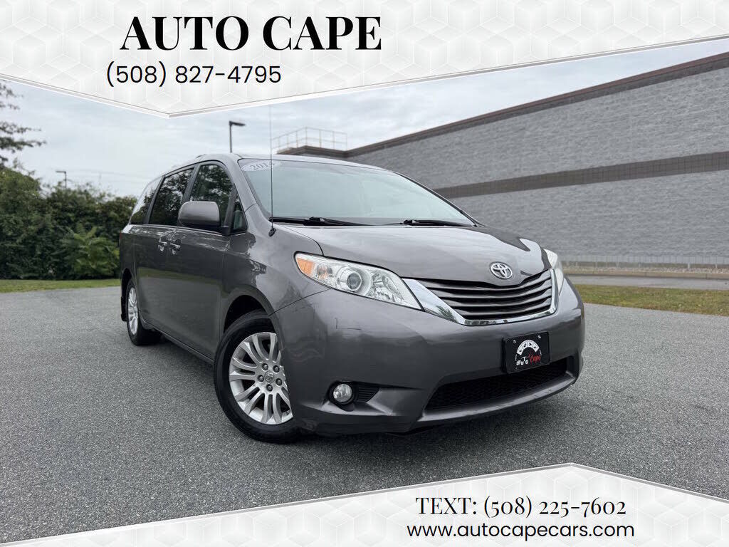 2014 TOYOTA Sienna