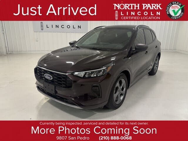 2023 FORD Escape
