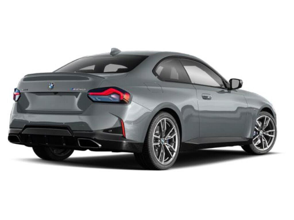 2022 BMW M240i
