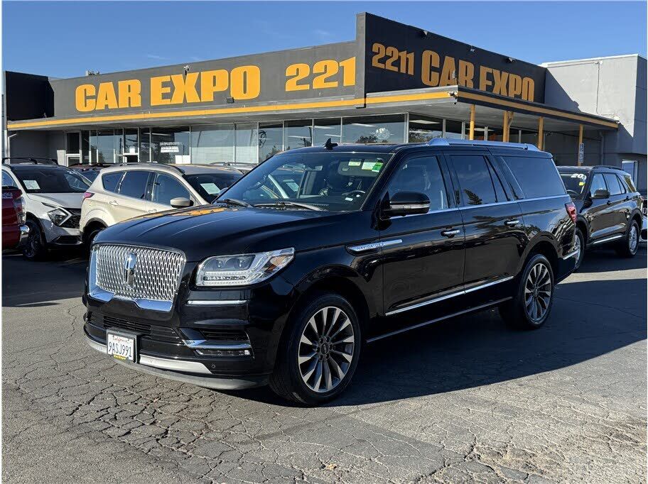 2019 LINCOLN Navigator L