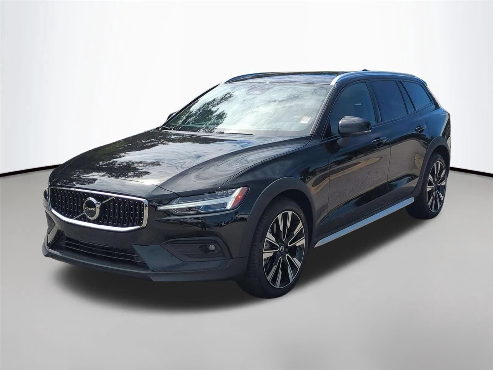 2026 VOLVO V60CC