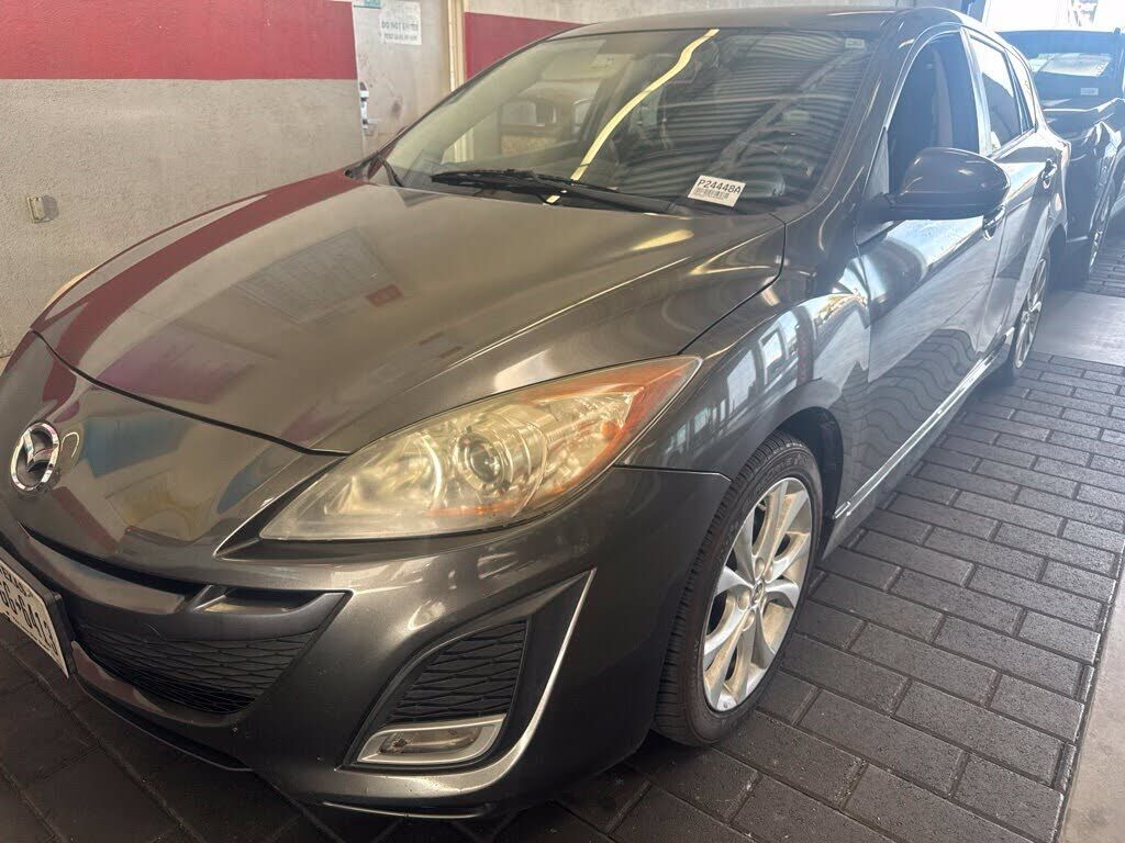 2011 MAZDA Mazda3