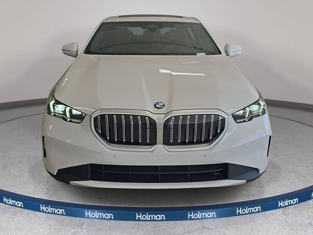 2026 BMW 530i