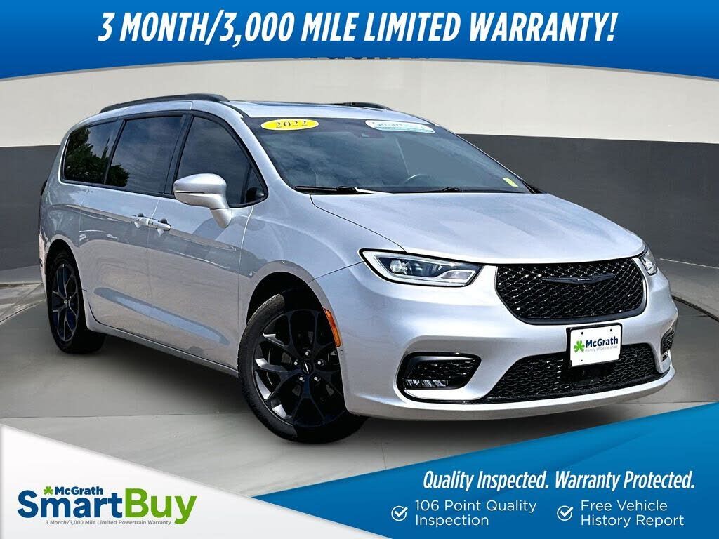 2022 CHRYSLER Pacifica