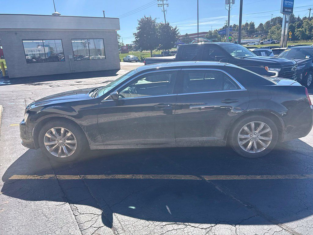 2015 CHRYSLER 300