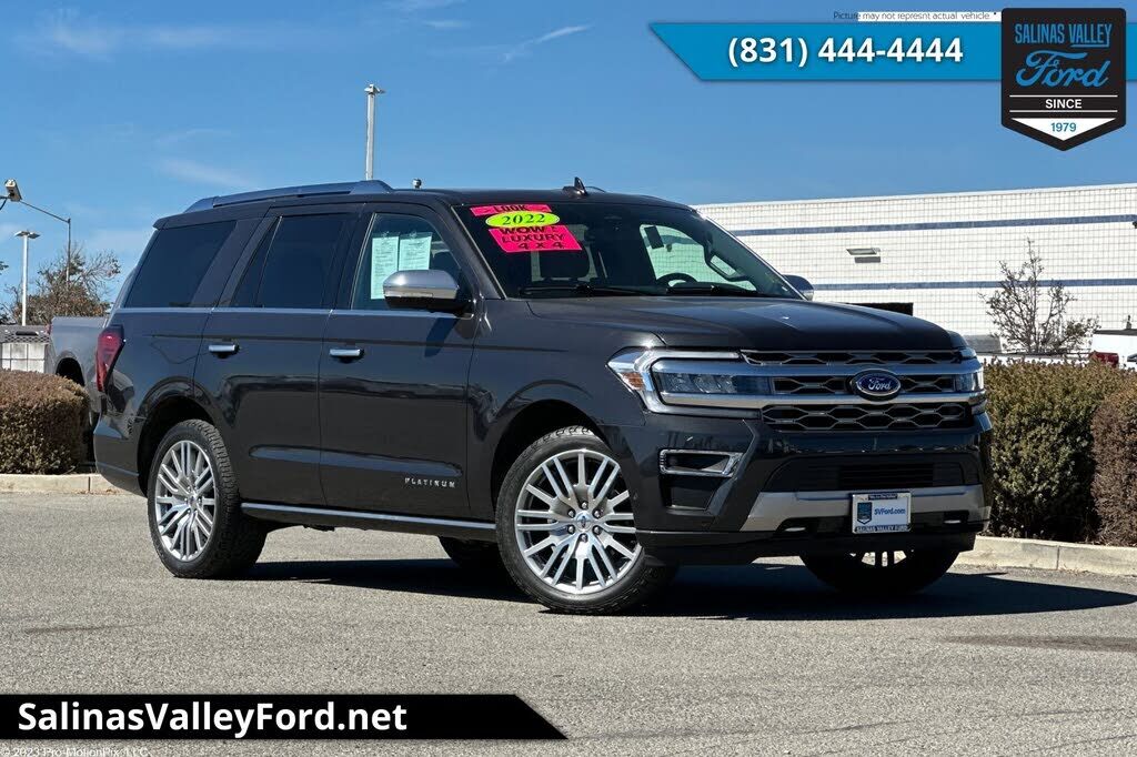 2022 FORD Expedition