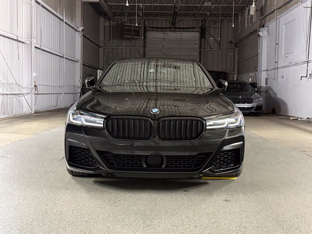 2023 BMW M550i