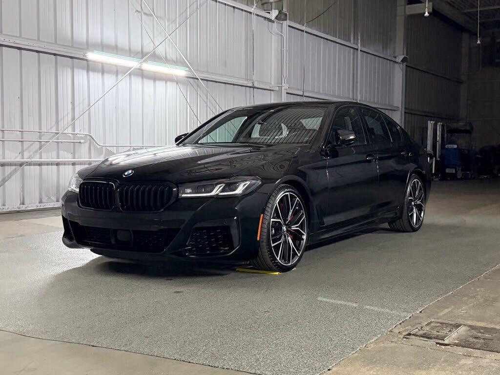 2023 BMW M5