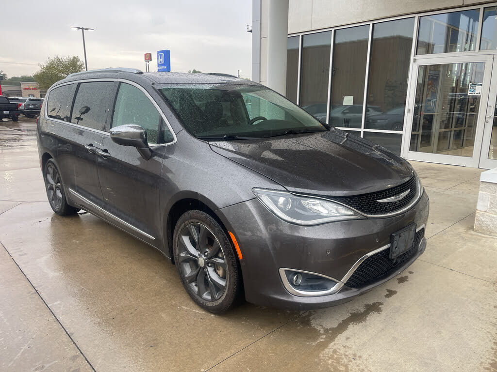 2017 CHRYSLER Pacifica