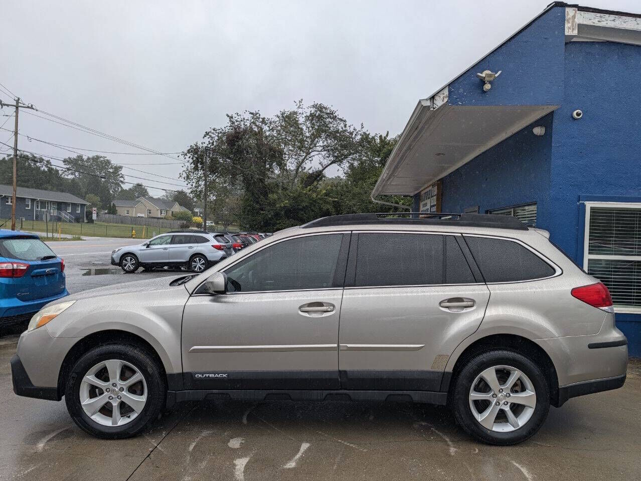 2014 SUBARU Outback