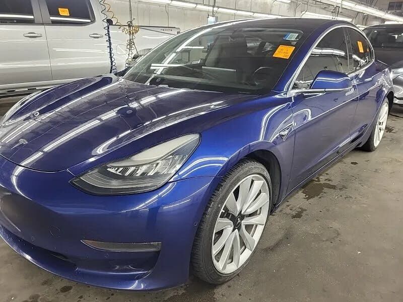 2018 TESLA Model 3