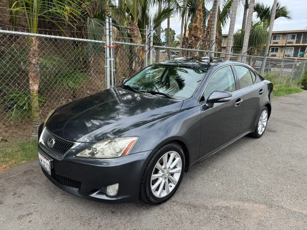 2010 LEXUS IS