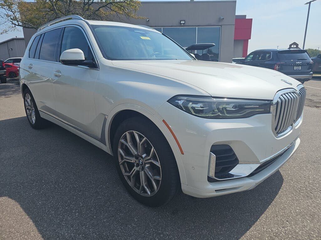 2022 BMW X7