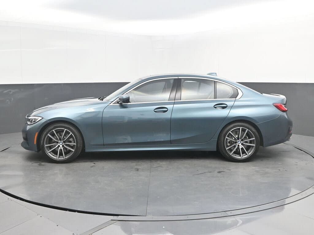 2021 BMW 330i