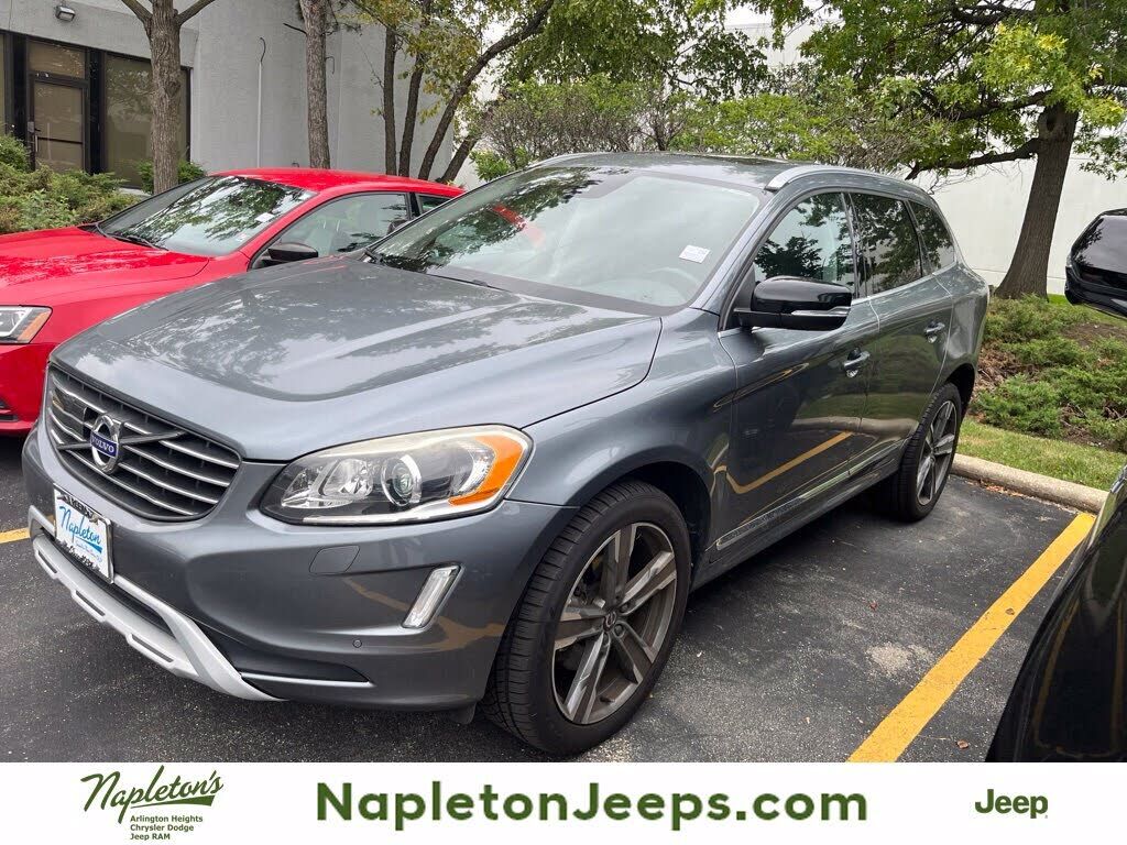 2017 VOLVO XC60