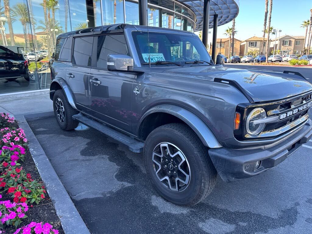 2024 FORD Bronco