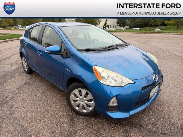 2014 TOYOTA Prius