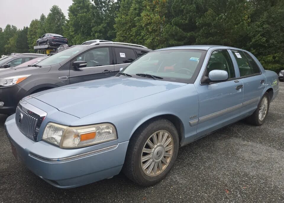 2010 MERCURY Grand Marquis