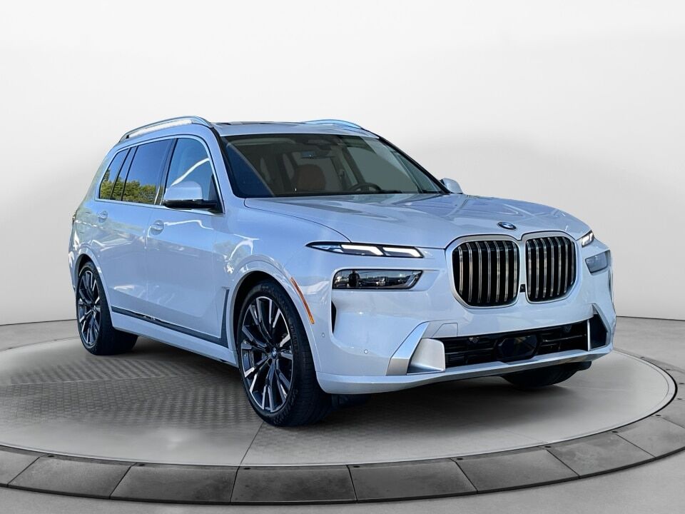 2027 BMW X7