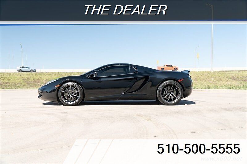 2013 MCLAREN MP4-12C