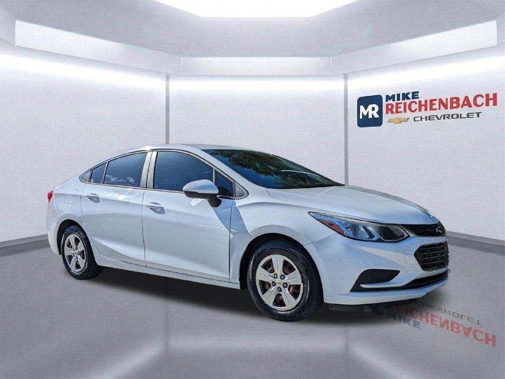 2017 CHEVROLET Cruze