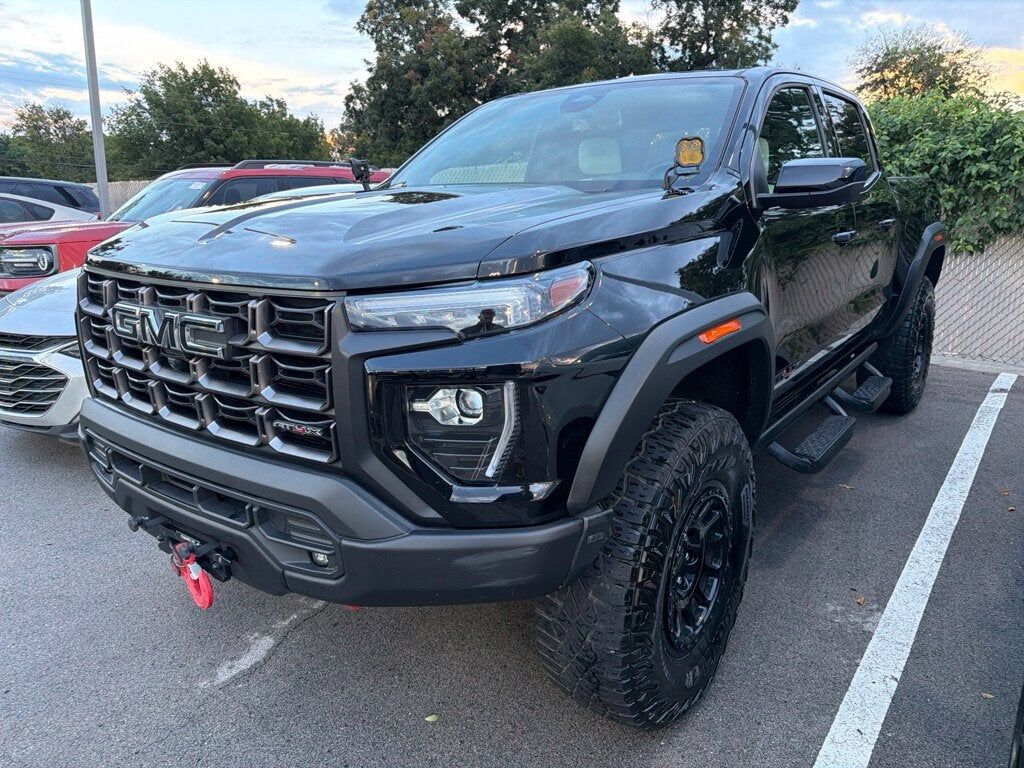 2025 GMC Canyon