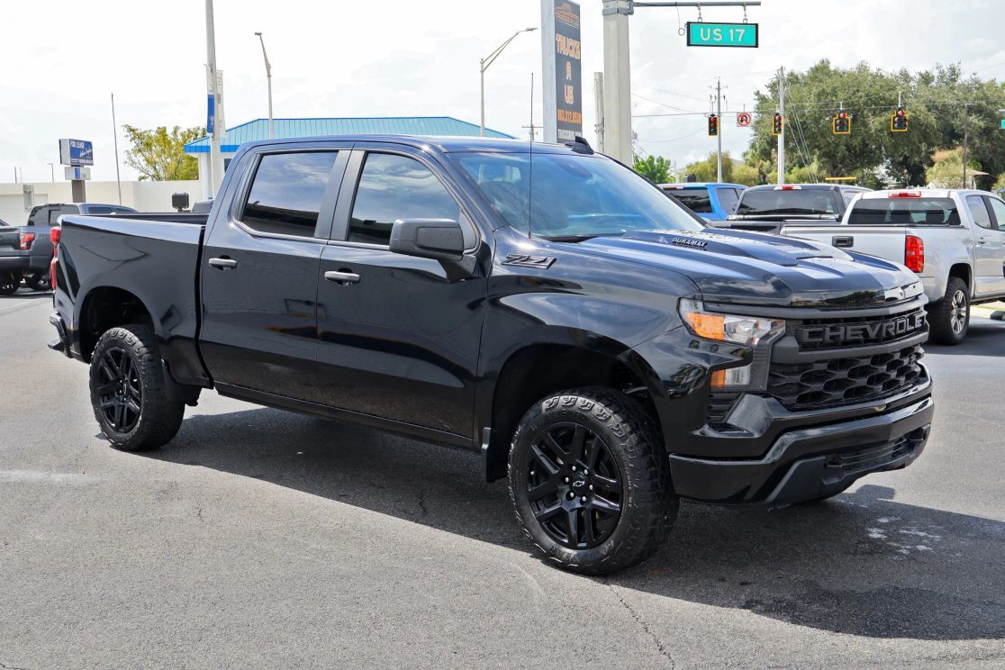2024 CHEVROLET Silverado
