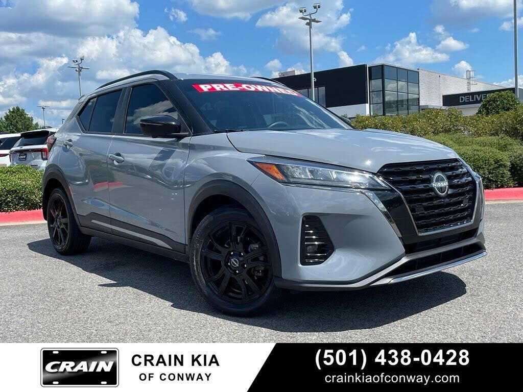 2024 NISSAN Kicks