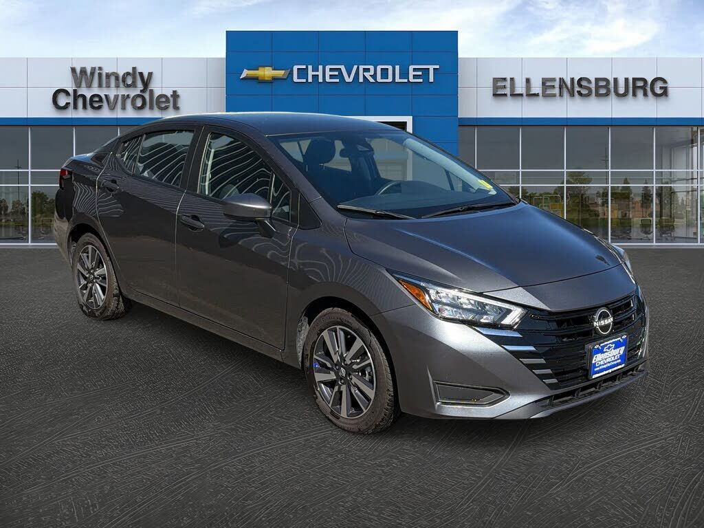 2025 NISSAN Versa