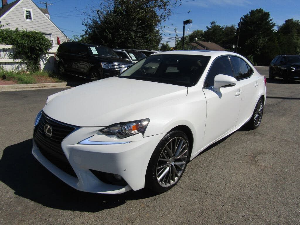 2015 LEXUS IS