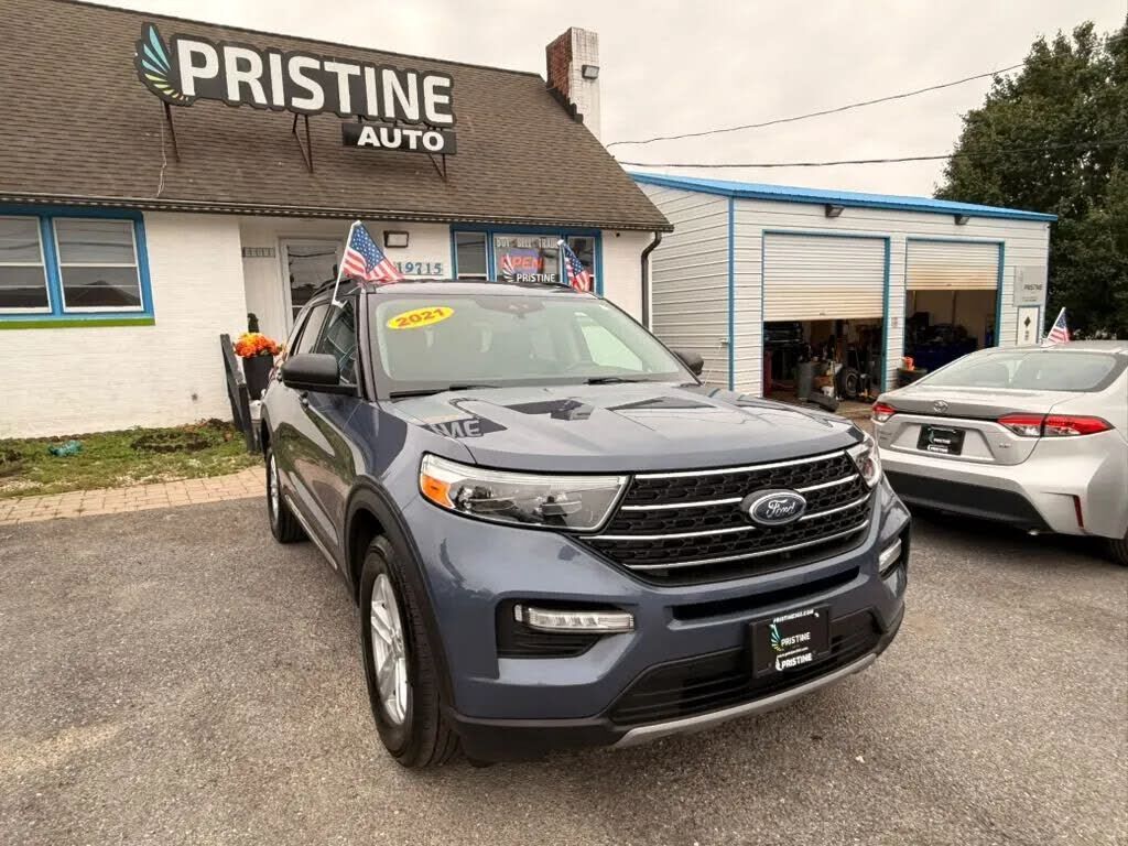 2021 FORD Explorer