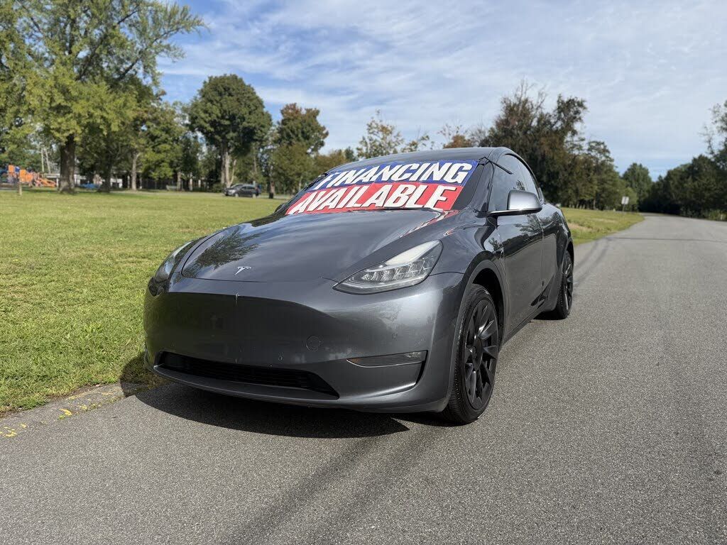 2022 TESLA Model Y