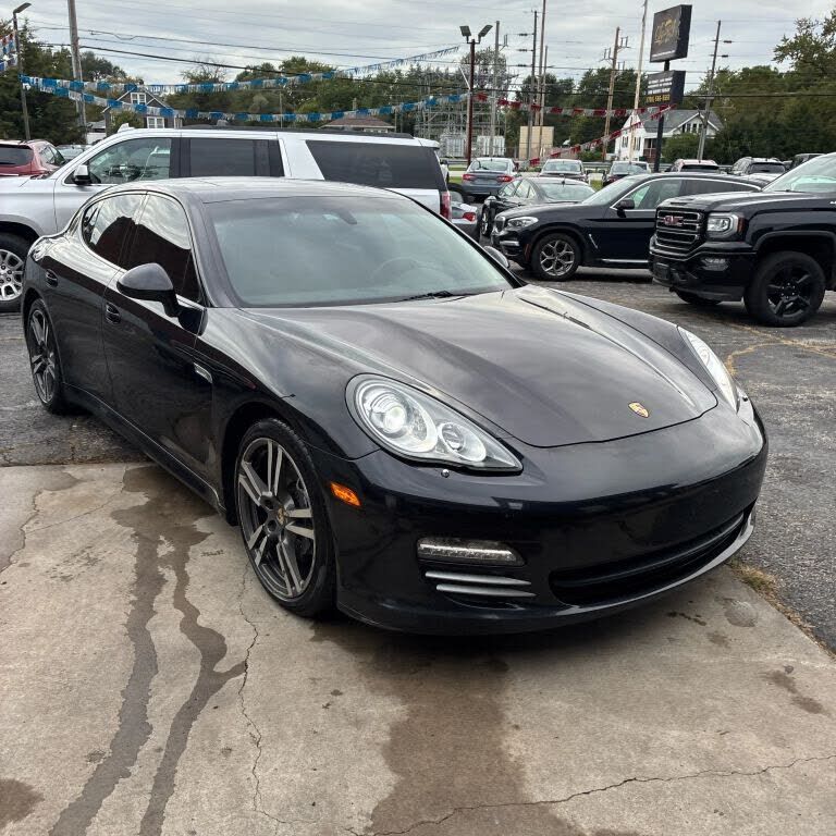 2013 PORSCHE Panamera