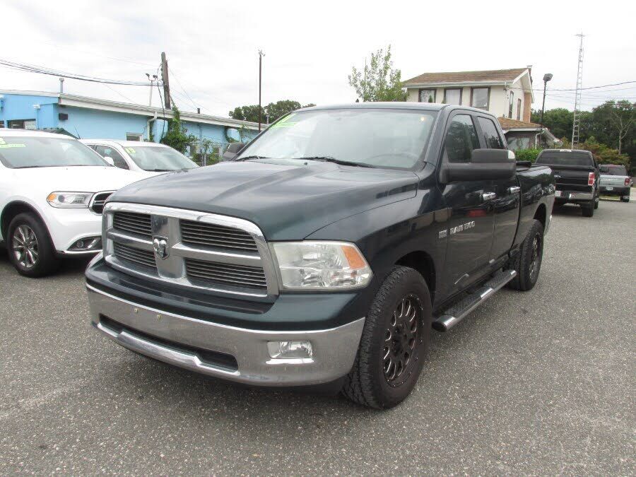 2011 DODGE Ram